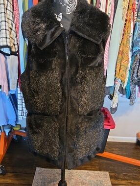 Faux Fur Black Vest with Collar